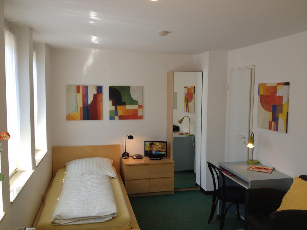 Apartmenthaus Somborn Бохум Номер фото
